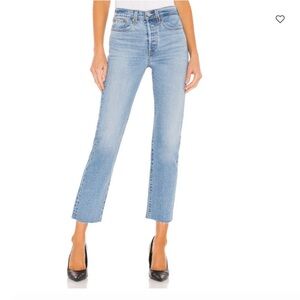 Levi’s Wedgie Straight Ankle Cutoff Jeans